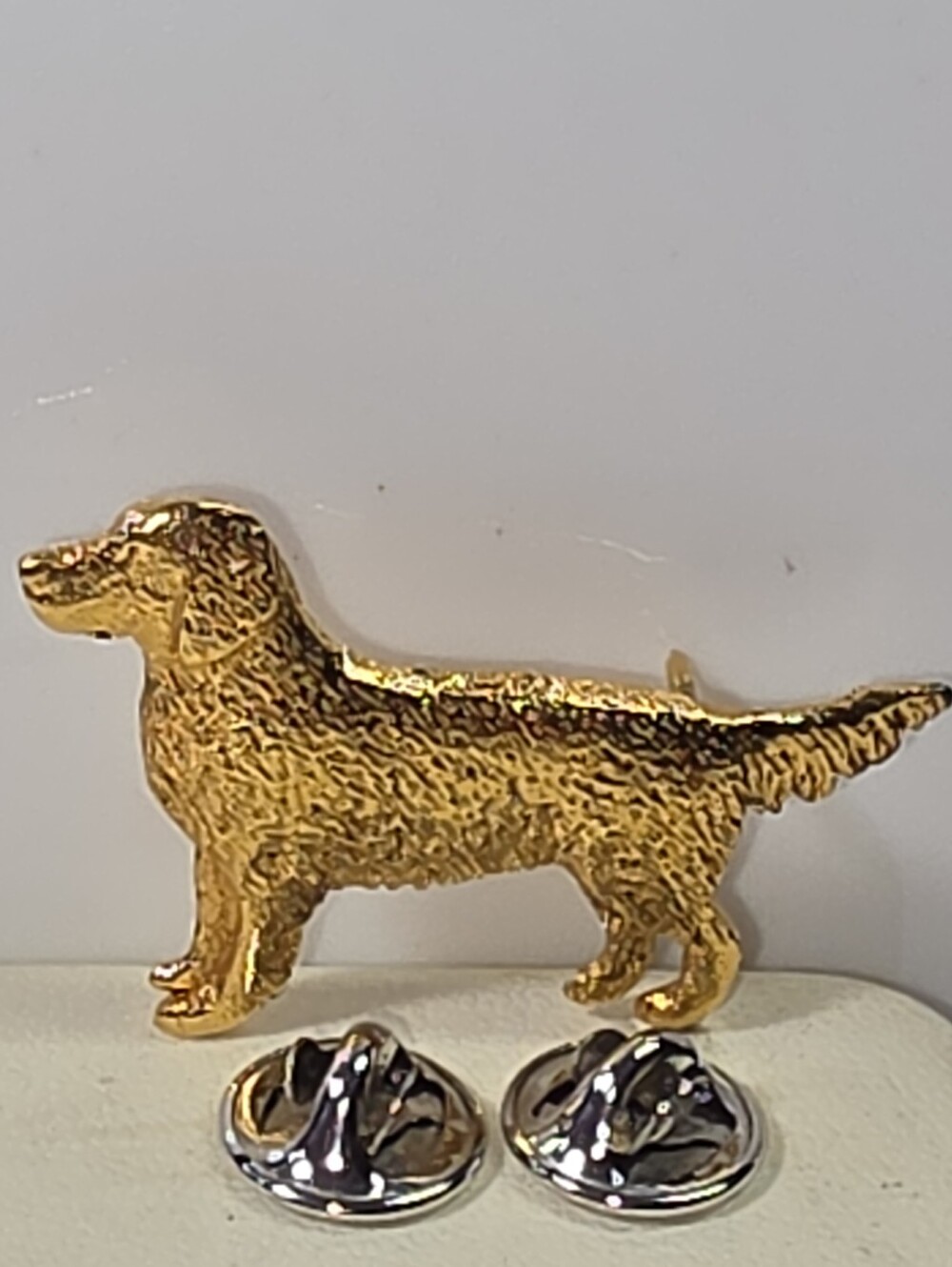#2592, Vtg 1991 GG Harris Fine Pewter Golden Retriever Pin Brooch #454, 1 5/8"